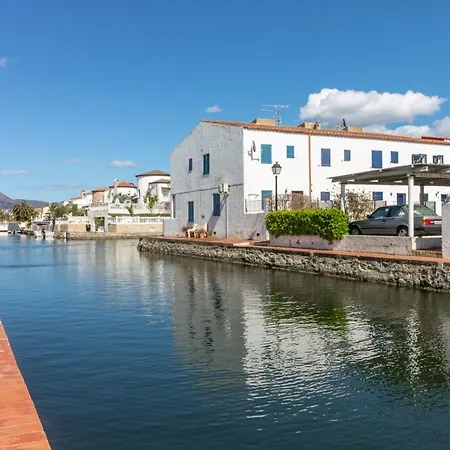 Tatil Evi Goldhome - Currican - Casa Con Amarre, Terraza, Barbacoa, Wifi Empuriabrava