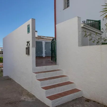 Goldhome - Currican - Casa Con Amarre, Terraza, Barbacoa, Wifi Hébergement de vacances *